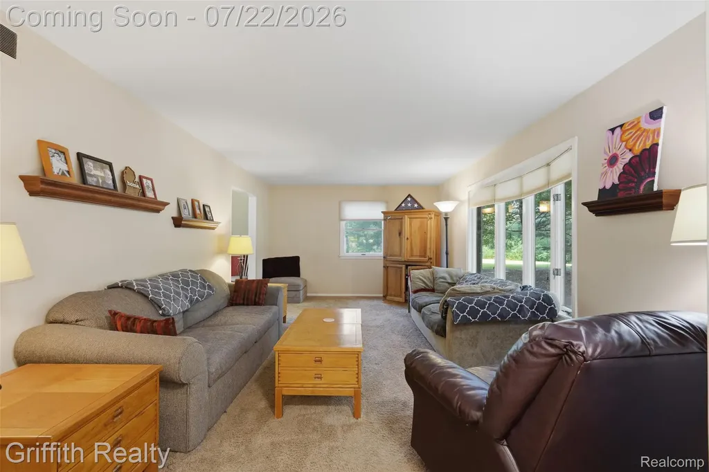 10591 Silver Lake Road Green Oak Township MI 48116