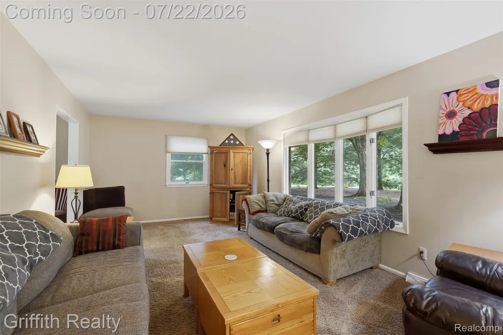 10591 Silver Lake Road Green Oak Township MI 48116