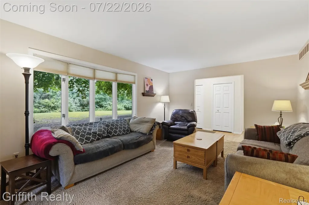 10591 Silver Lake Road Green Oak Township MI 48116