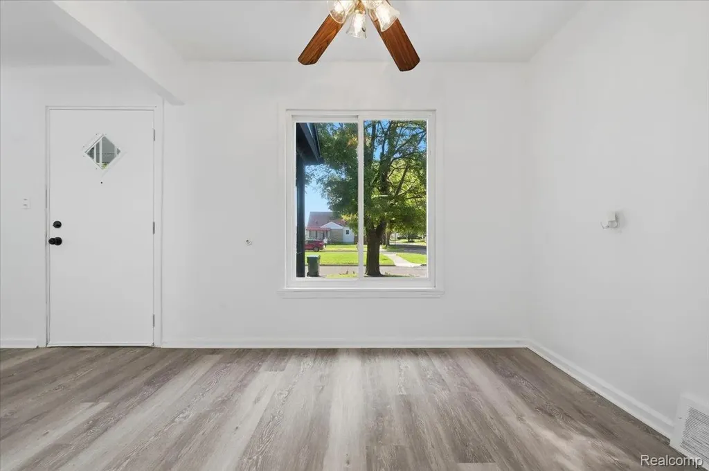 2978 Bailey Avenue Lincoln Park City MI 48146