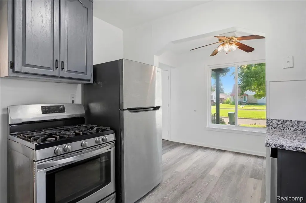 2978 Bailey Avenue Lincoln Park City MI 48146
