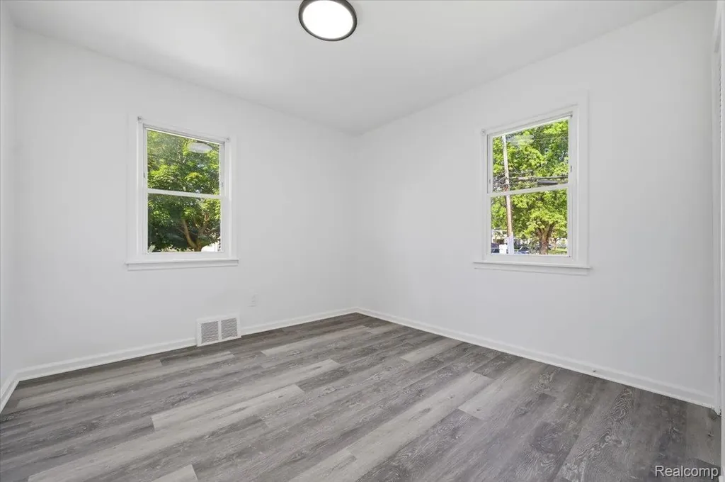 2978 Bailey Avenue Lincoln Park City MI 48146