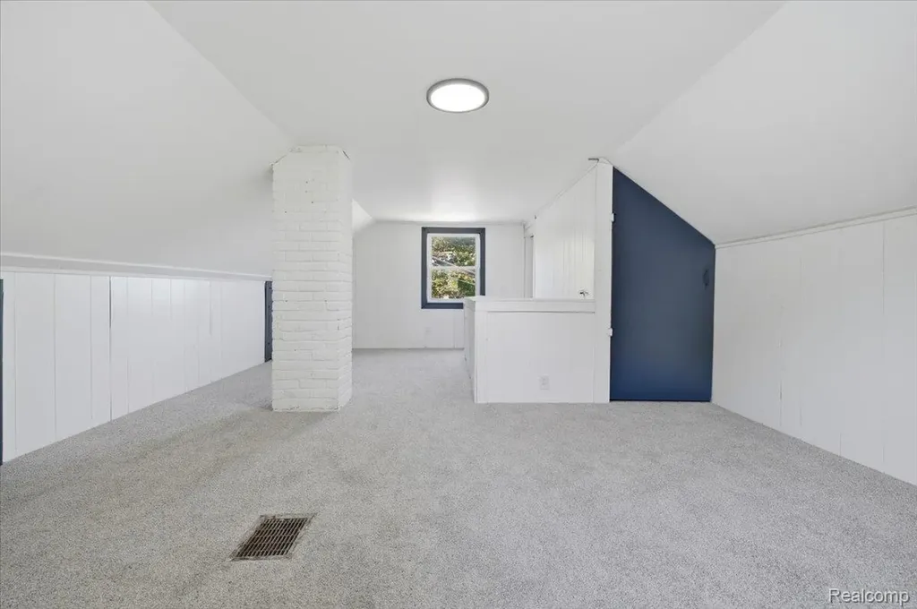 2978 Bailey Avenue Lincoln Park City MI 48146