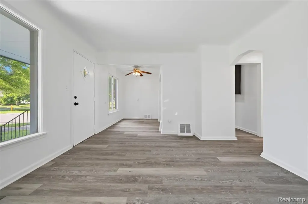 2978 Bailey Avenue Lincoln Park City MI 48146