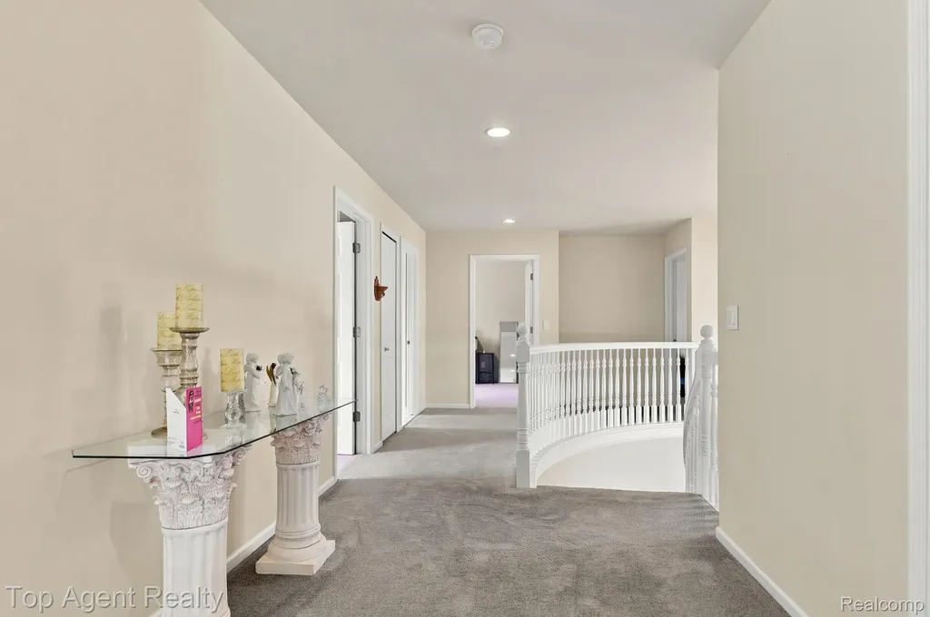 42316 Locklin Drive Sterling Heights City MI 48314