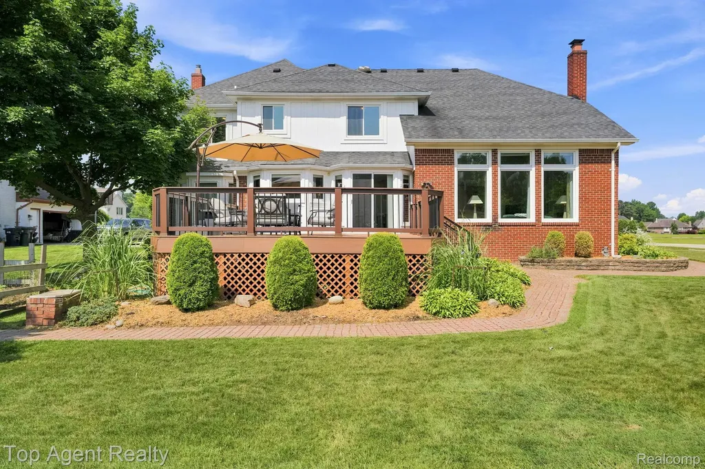 42316 Locklin Drive Sterling Heights City MI 48314