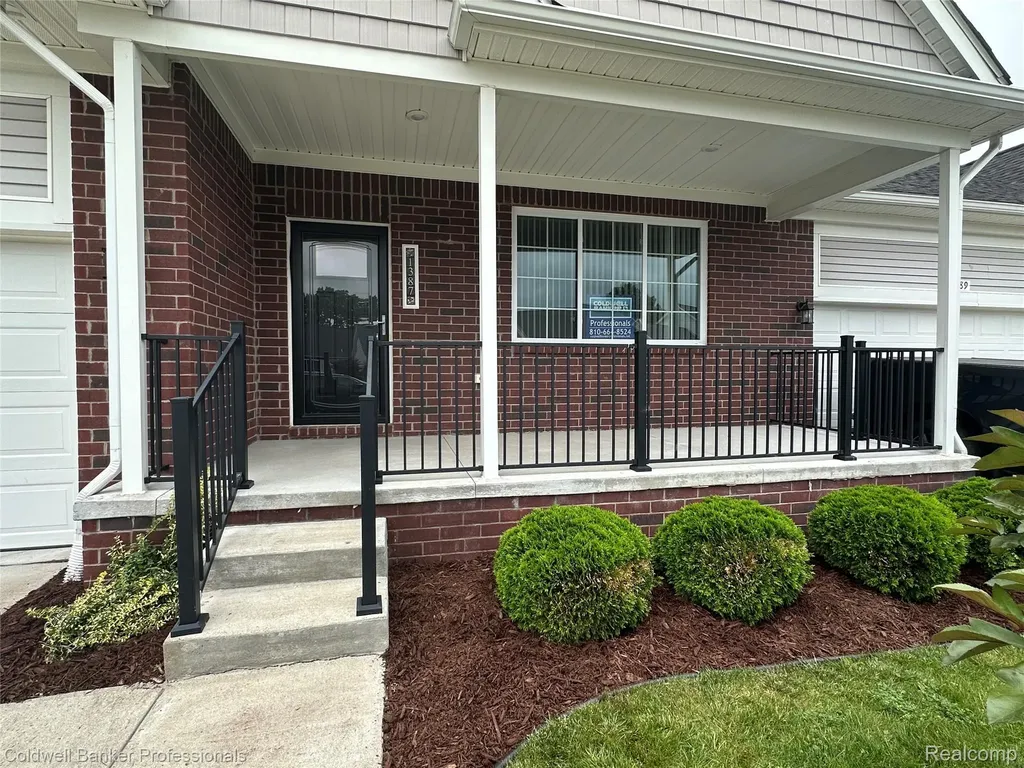 1387 Lincoln Street Lapeer City MI 48446