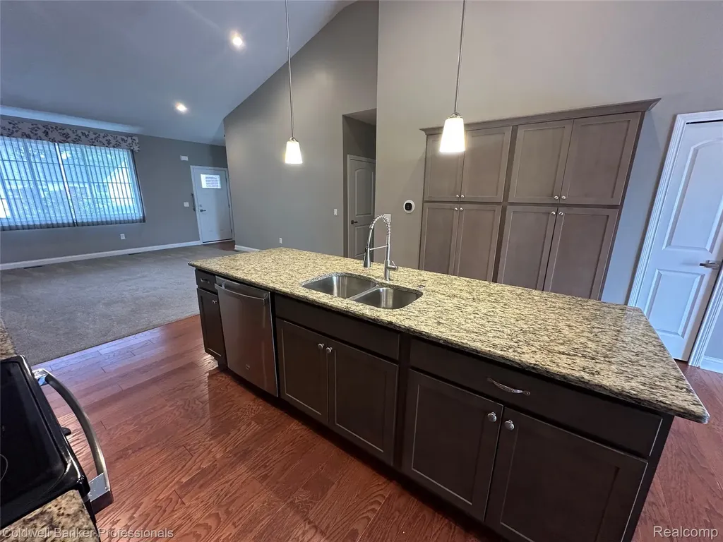 1387 Lincoln Street Lapeer City MI 48446