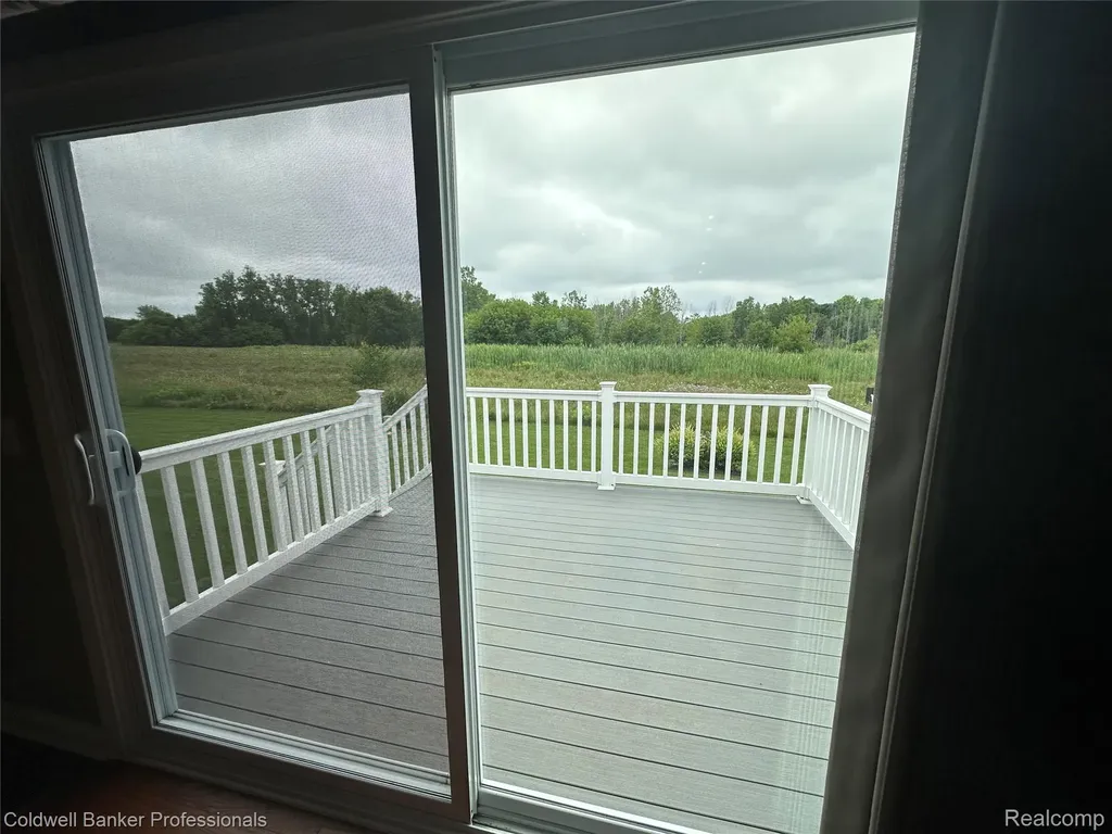 1387 Lincoln Street Lapeer City MI 48446