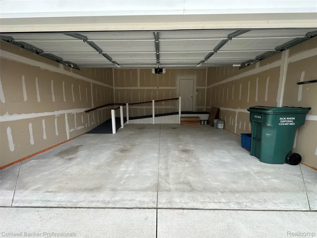 1387 Lincoln Street Lapeer City MI 48446