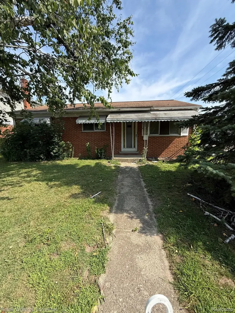 30714 Grandview Avenue Westland City MI 48186