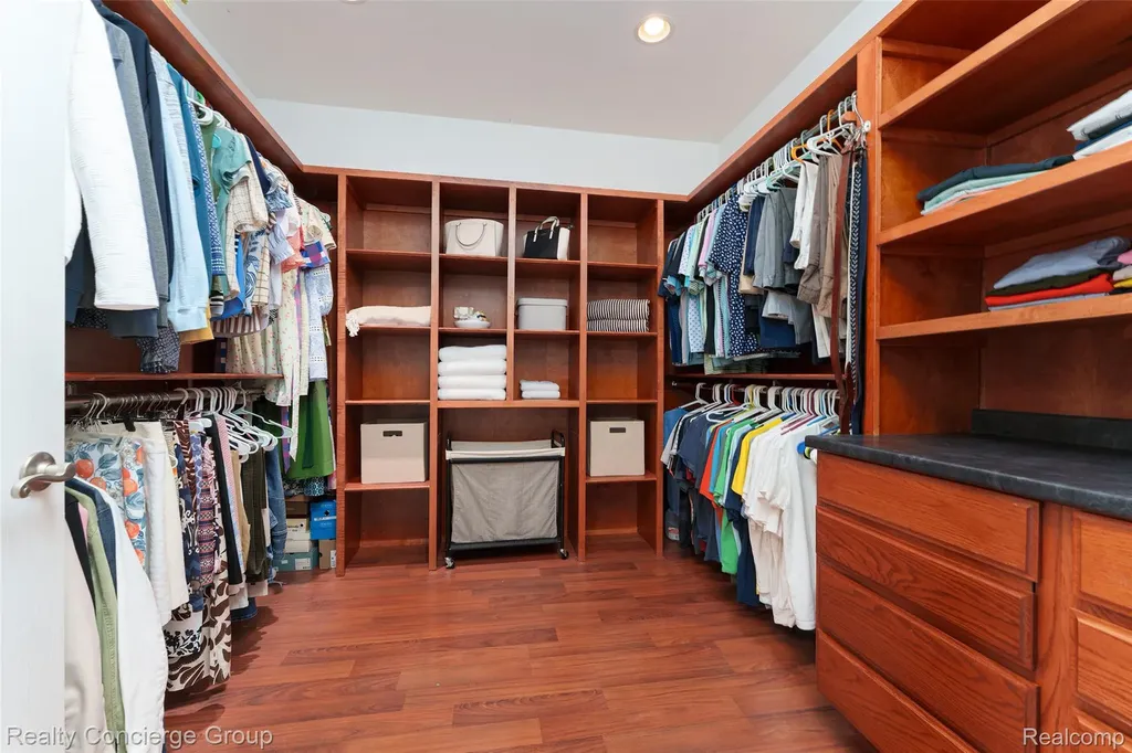 16366 Carrie Lane Fenton City MI 48430
