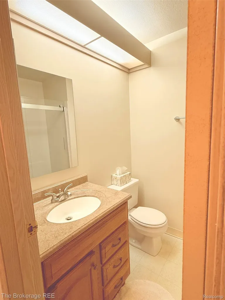 610 Perry Creek Drive Grand Blanc City MI 48439