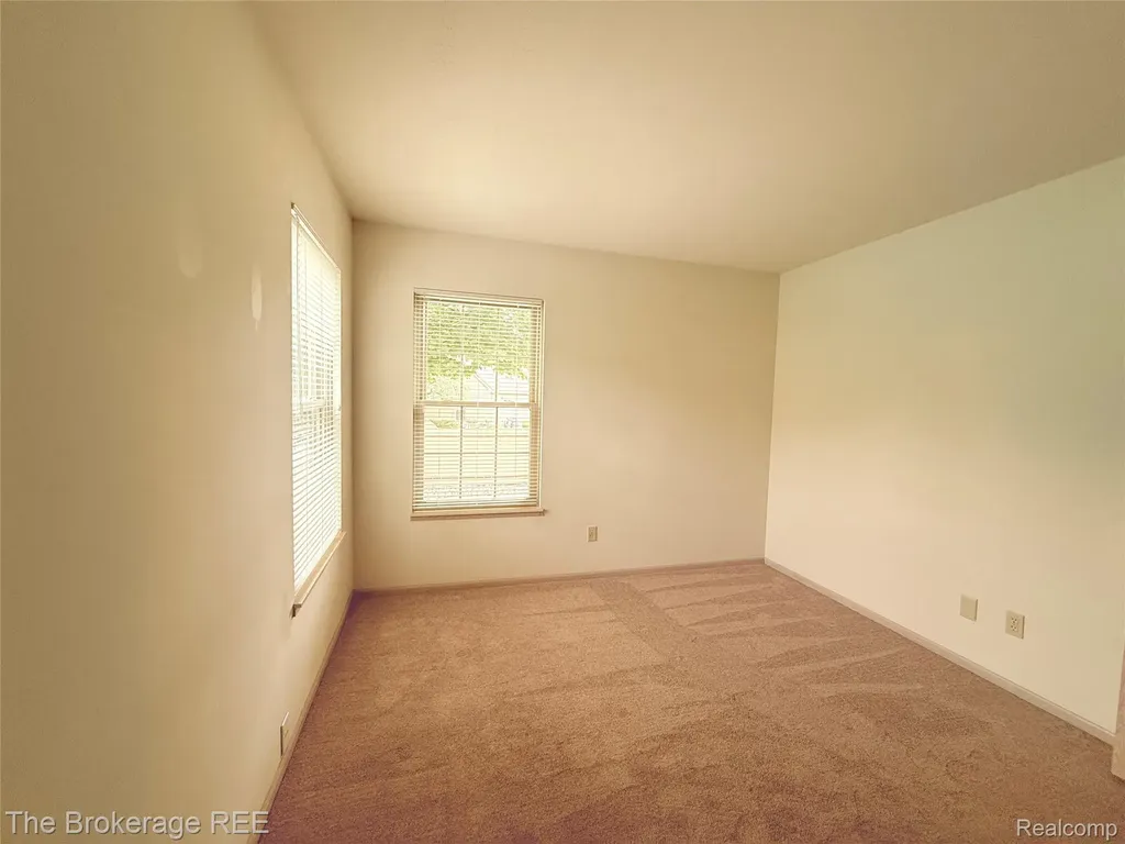 610 Perry Creek Drive Grand Blanc City MI 48439