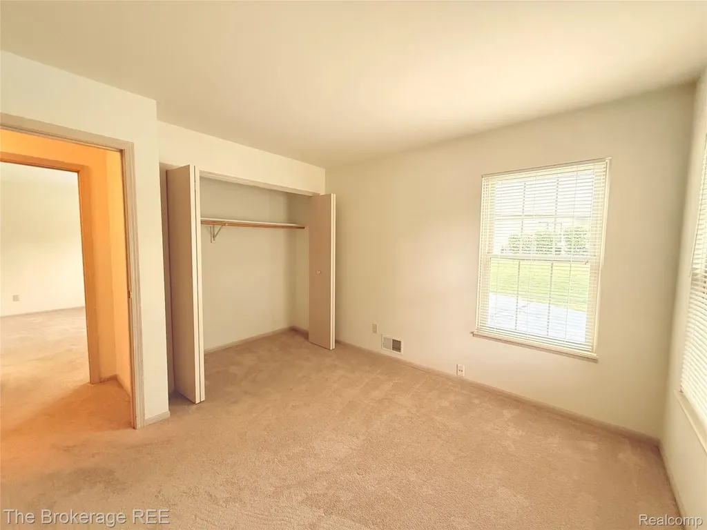 610 Perry Creek Drive Grand Blanc City MI 48439