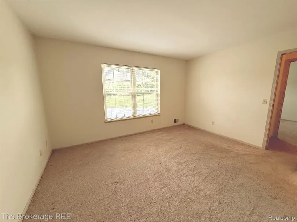 610 Perry Creek Drive Grand Blanc City MI 48439