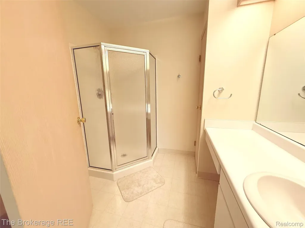 610 Perry Creek Drive Grand Blanc City MI 48439