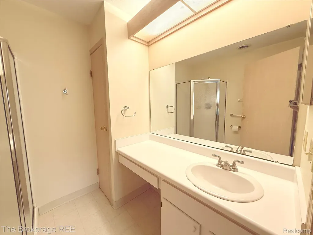 610 Perry Creek Drive Grand Blanc City MI 48439