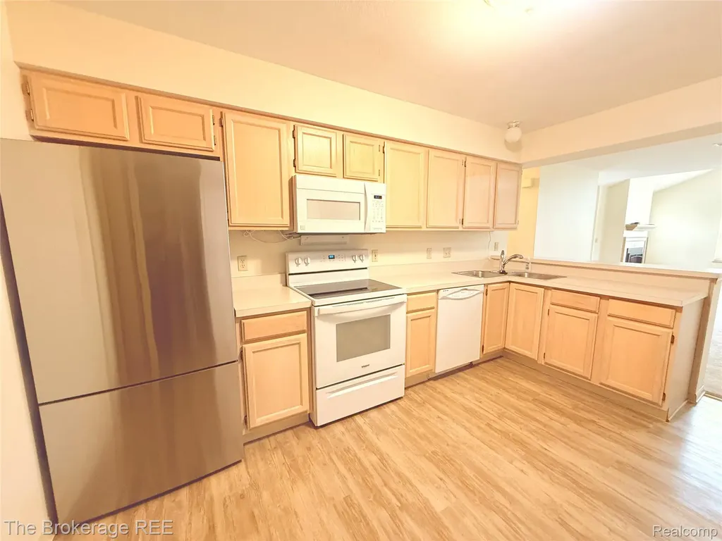 610 Perry Creek Drive Grand Blanc City MI 48439