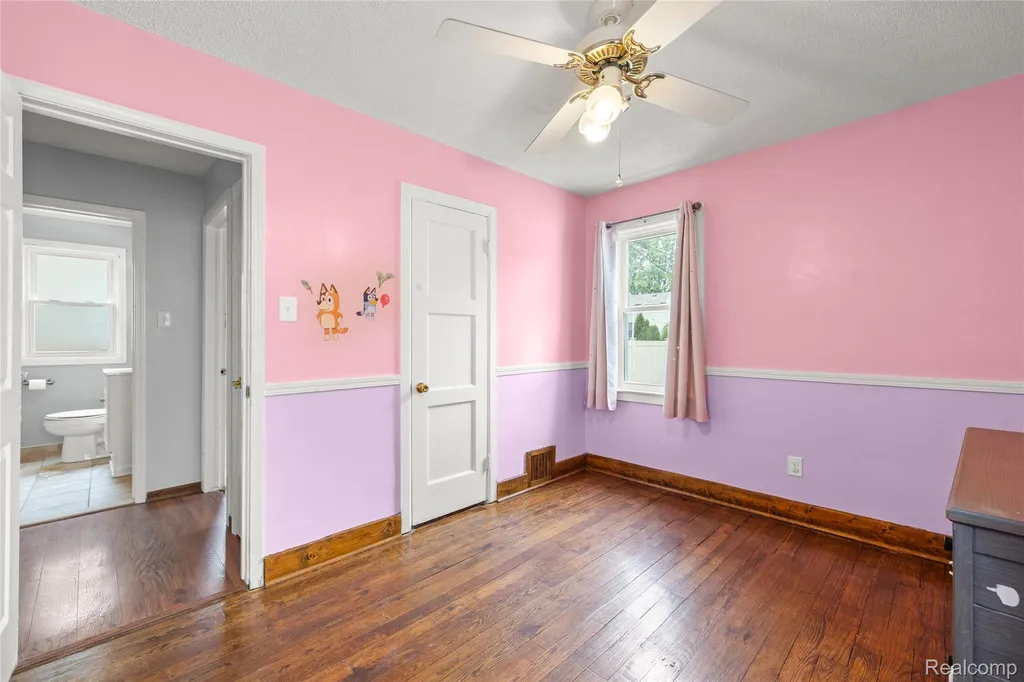 1946 Leblanc Street Lincoln Park City MI 48146