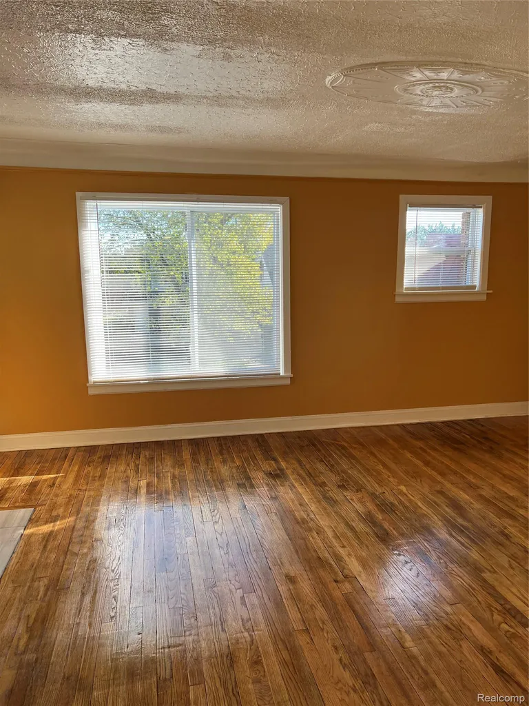 15231 Evanston Street Detroit City MI 48224