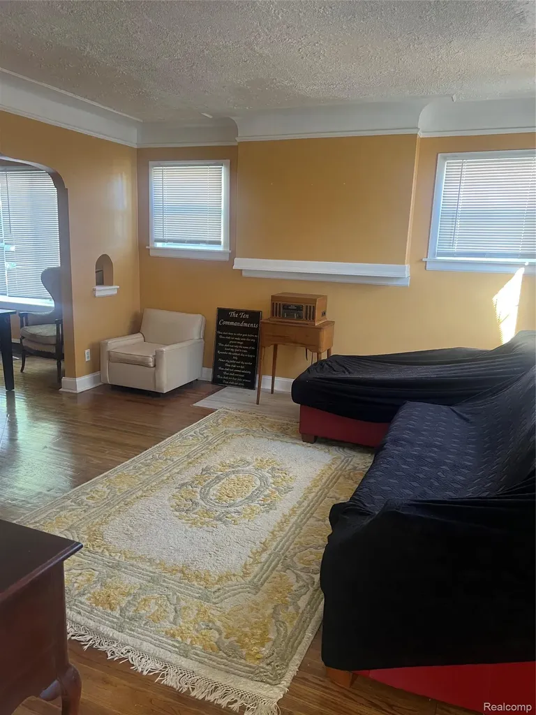 15231 Evanston Street Detroit City MI 48224