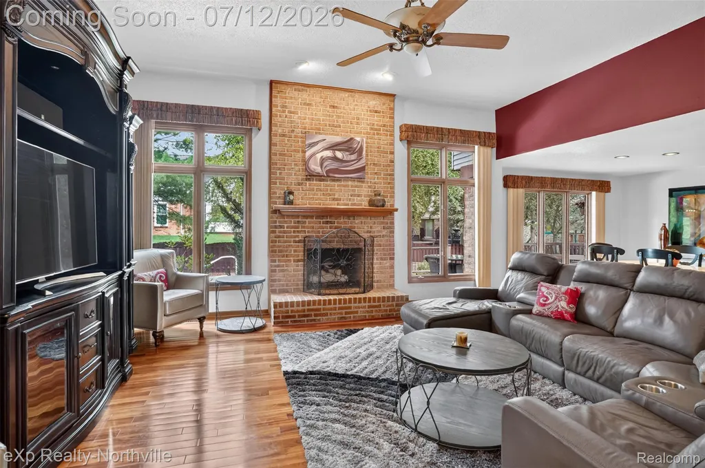 24686 Venice Drive Novi City MI 48374