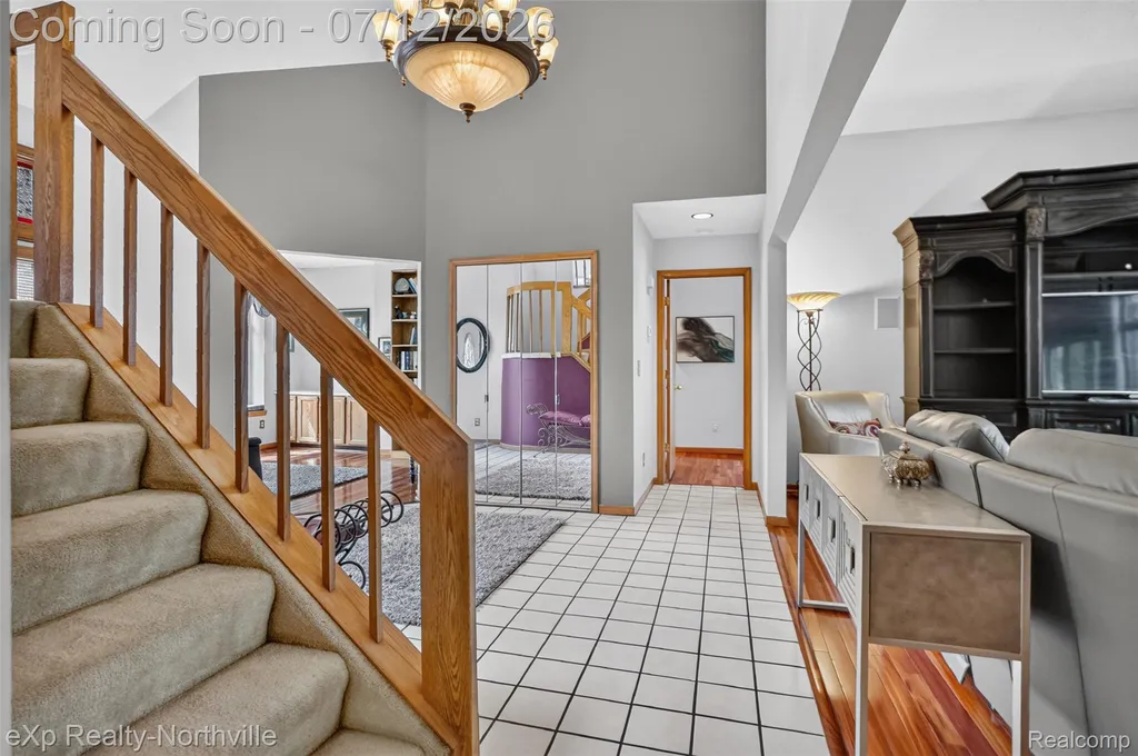 24686 Venice Drive Novi City MI 48374