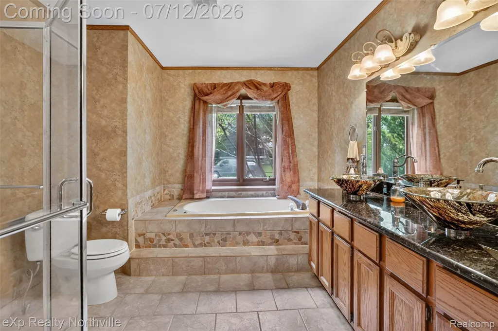 24686 Venice Drive Novi City MI 48374