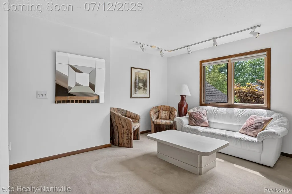 24686 Venice Drive Novi City MI 48374