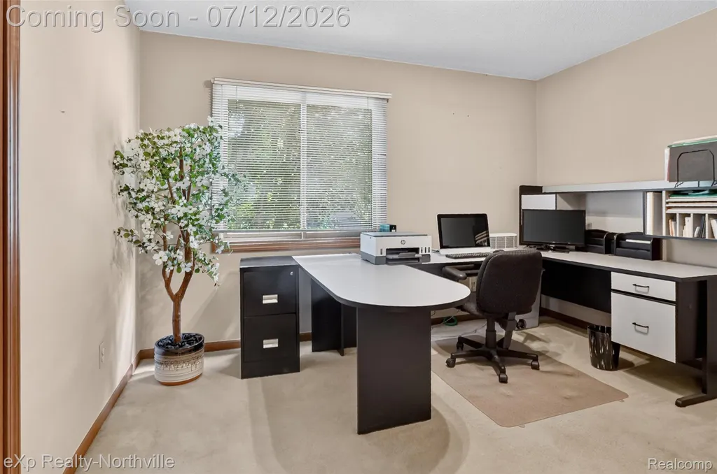 24686 Venice Drive Novi City MI 48374