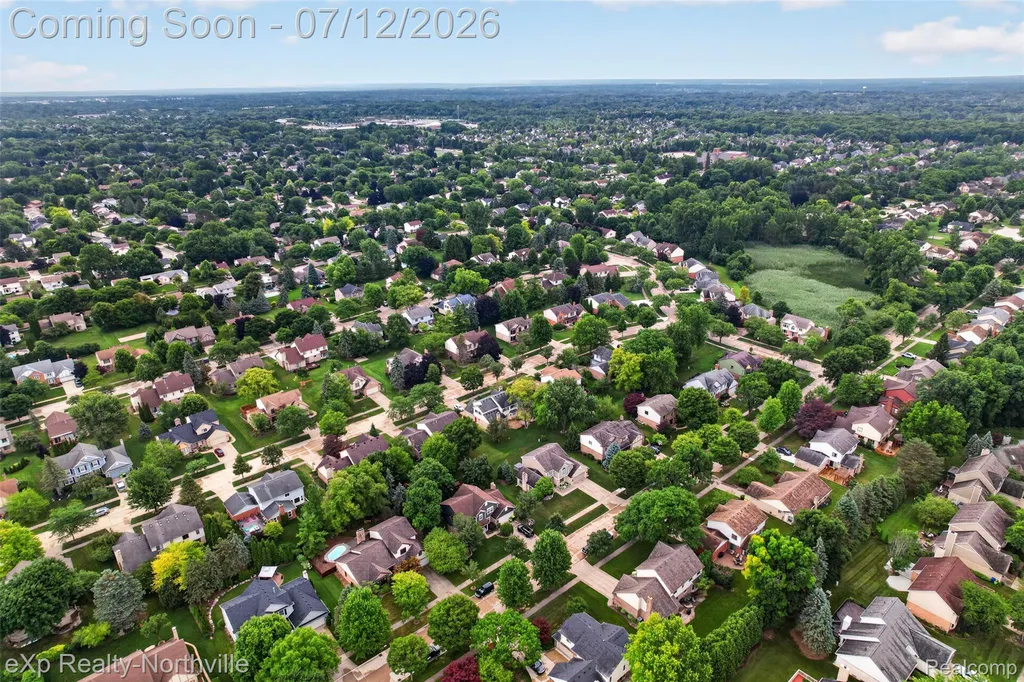 24686 Venice Drive Novi City MI 48374