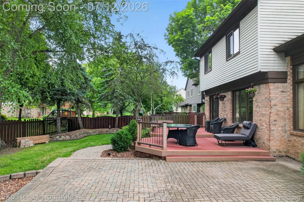 24686 Venice Drive Novi City MI 48374