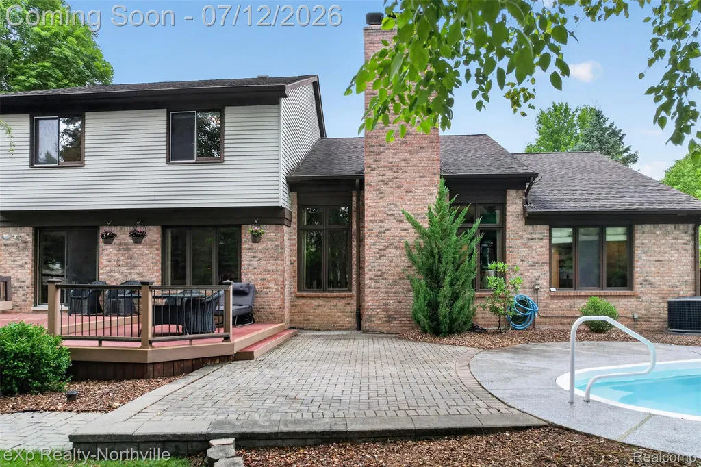 24686 Venice Drive Novi City MI 48374
