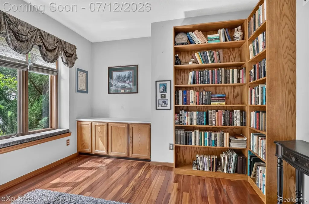 24686 Venice Drive Novi City MI 48374