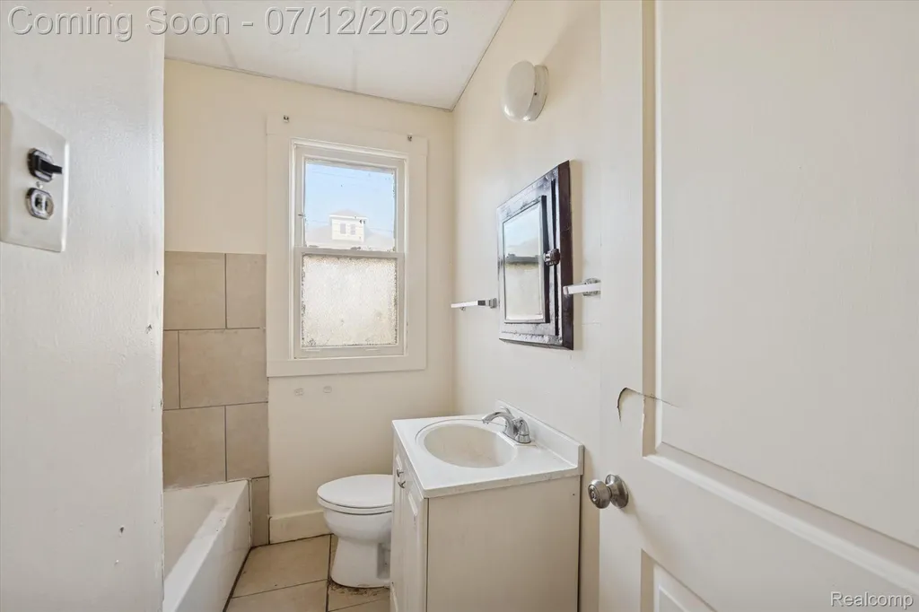 2928 Richton Street Detroit City MI 48206