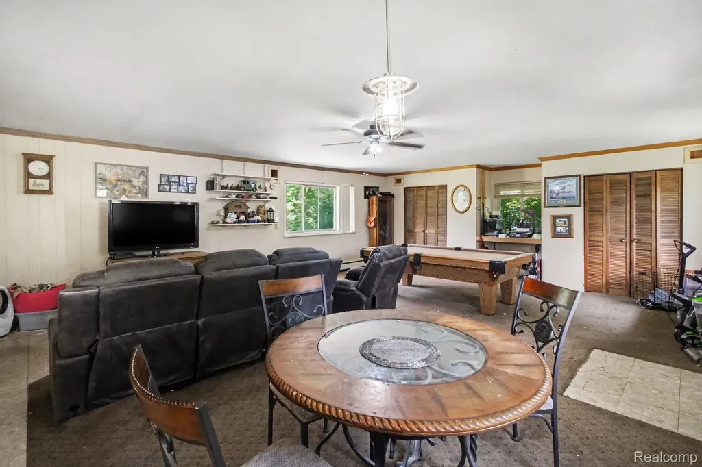 1131 Lake Lane Drive White Lake Charter Township MI 48386