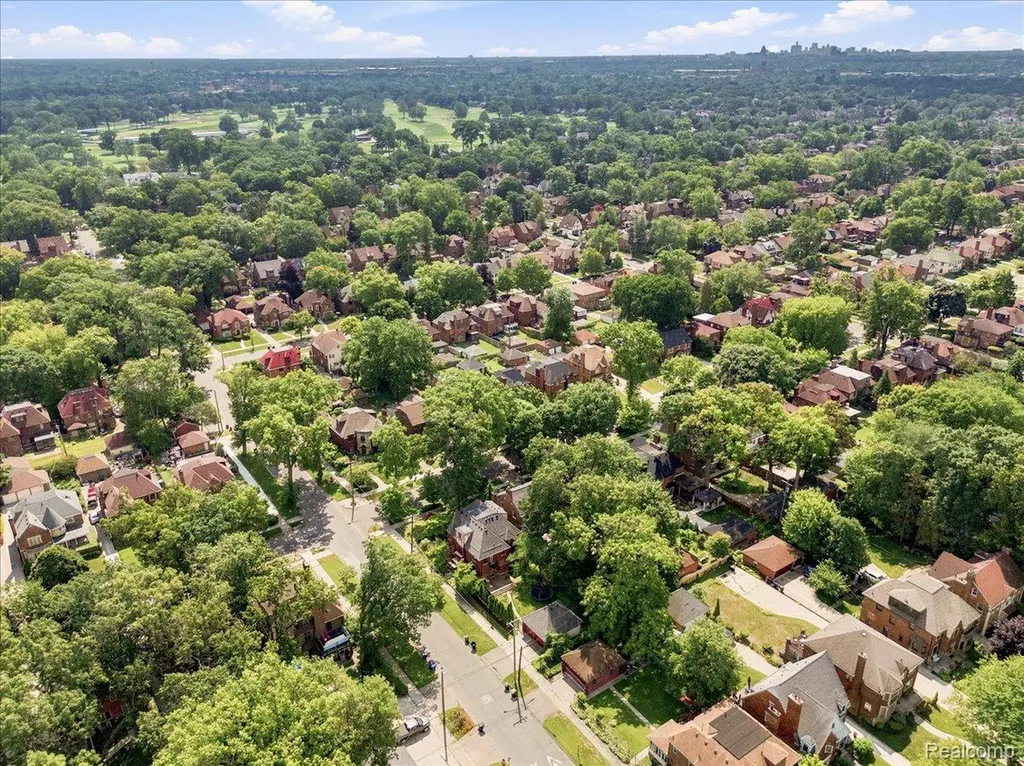 18084 Birchcrest Drive Detroit City MI 48221