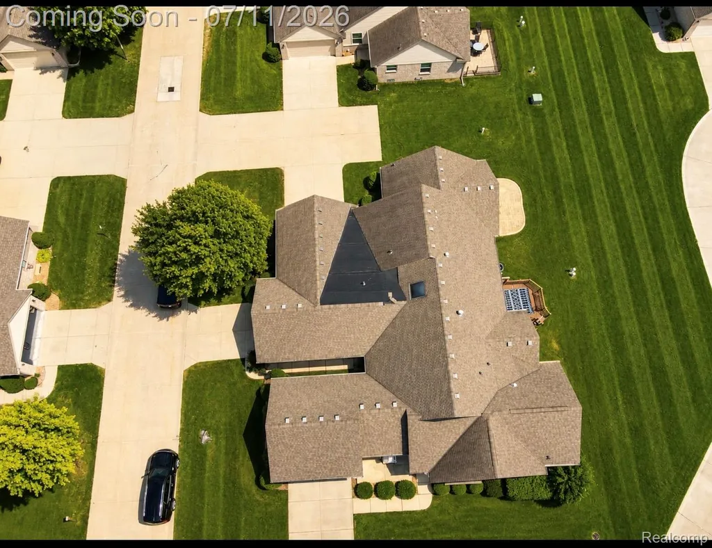 37750 Chase Run Drive Sterling Heights City MI 48310