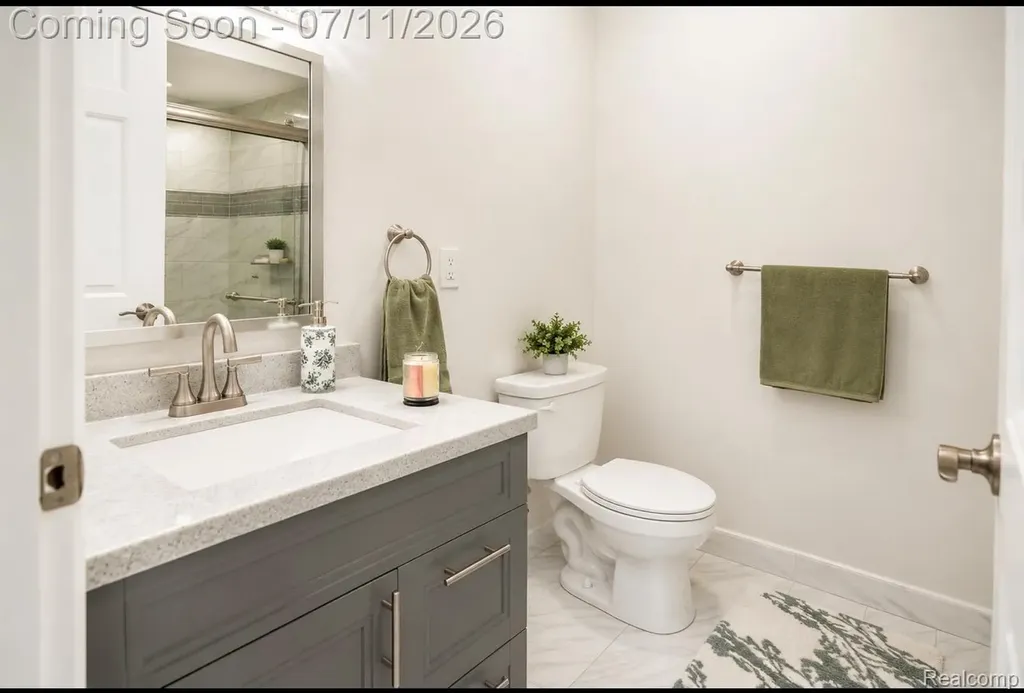 37750 Chase Run Drive Sterling Heights City MI 48310