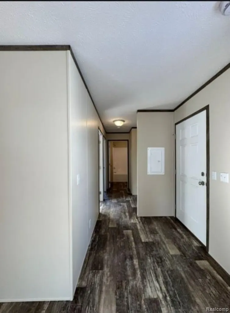 40 Sparrow Hill Orion Charter Township MI 48359