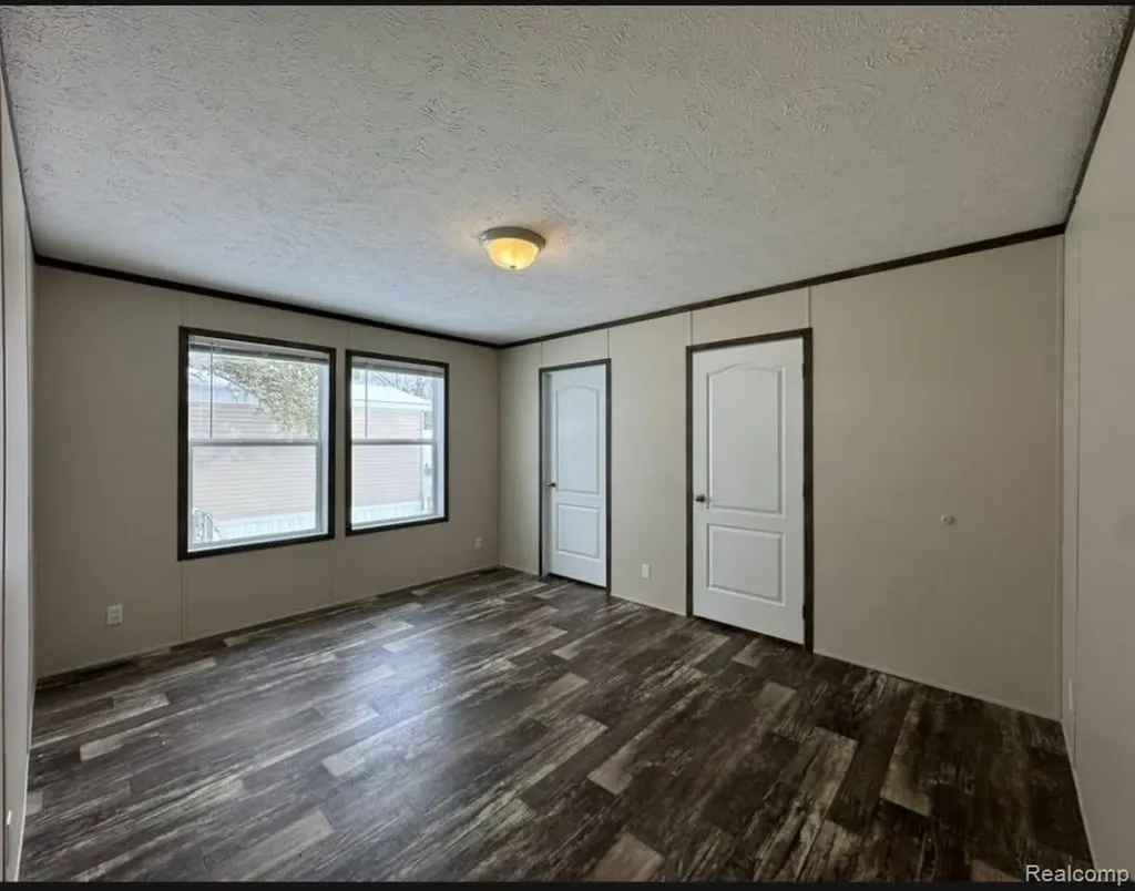 40 Sparrow Hill Orion Charter Township MI 48359