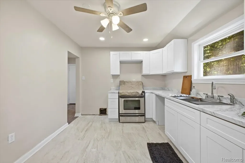 16854 Bramell Street Detroit City MI 48219