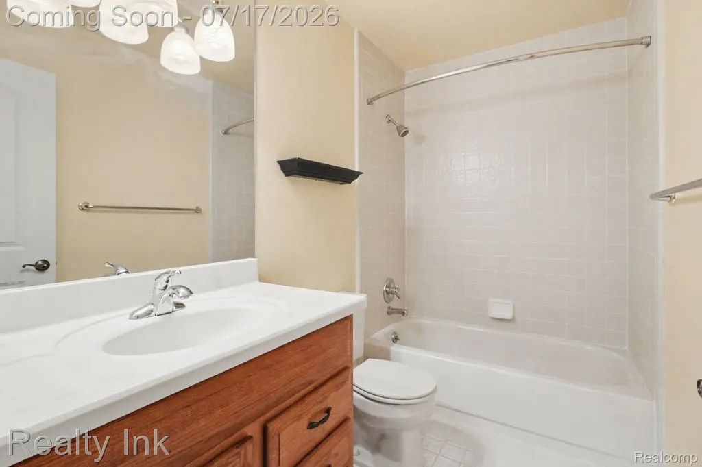 31223 Barrington Drive Novi City MI 48377