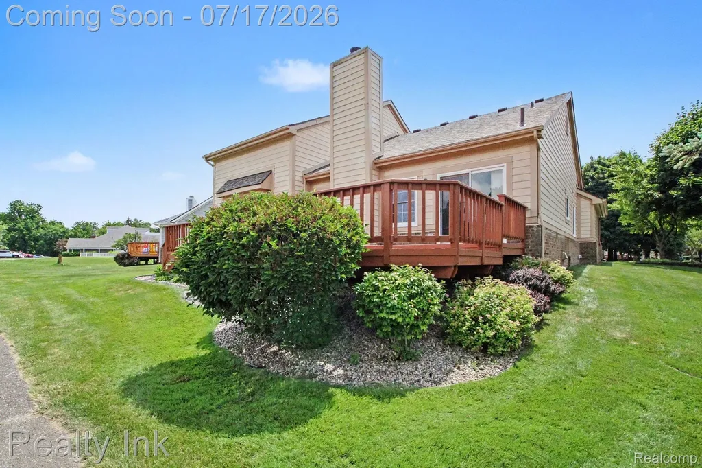 31223 Barrington Drive Novi City MI 48377