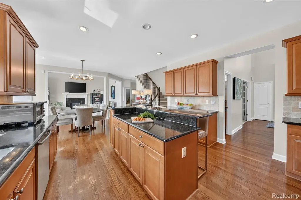 3804 Elk Drive Oakland Charter Township MI 48306