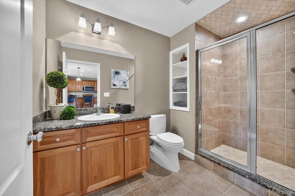 3804 Elk Drive Oakland Charter Township MI 48306
