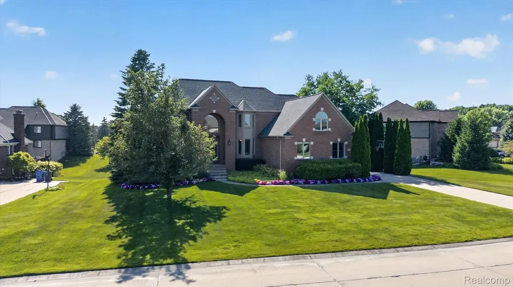 3804 Elk Drive Oakland Charter Township MI 48306