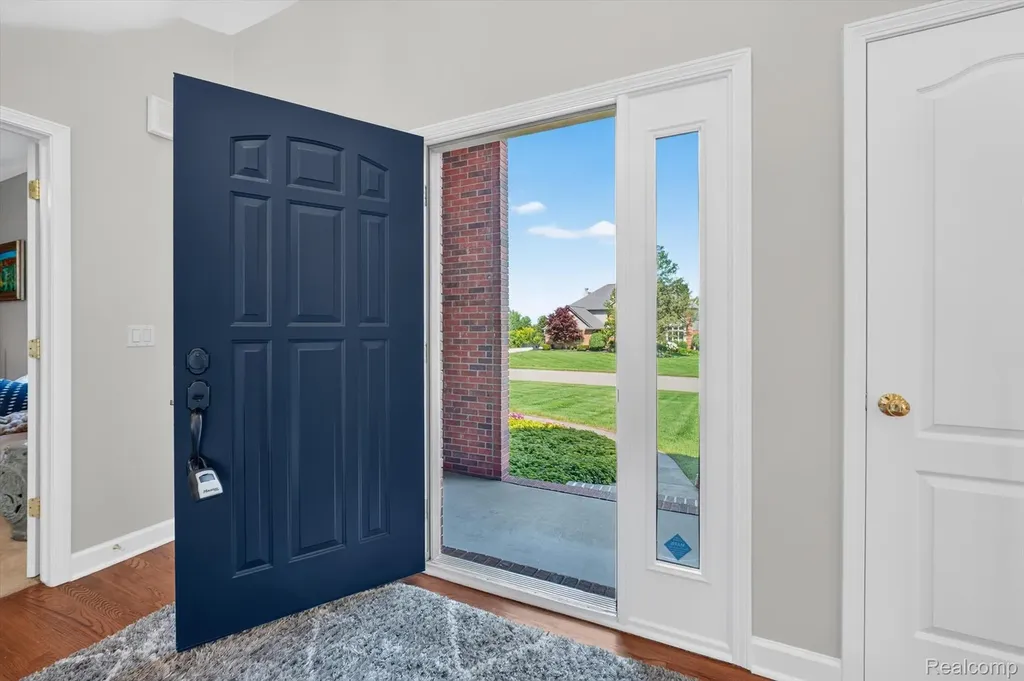3804 Elk Drive Oakland Charter Township MI 48306