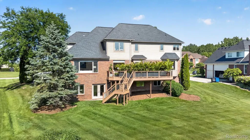 3804 Elk Drive Oakland Charter Township MI 48306